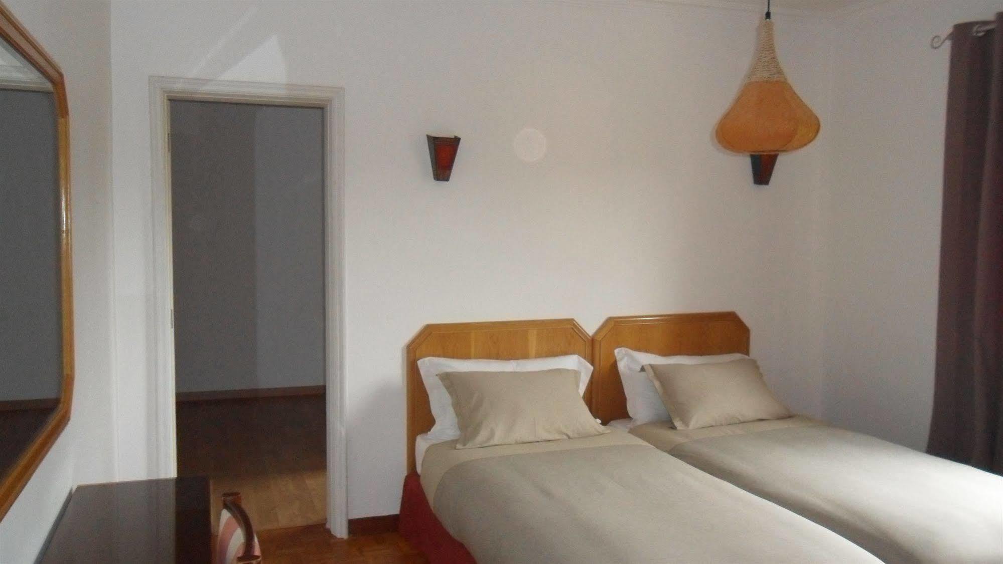 Guincho Wind Factory Guest House Cascais Ngoại thất bức ảnh